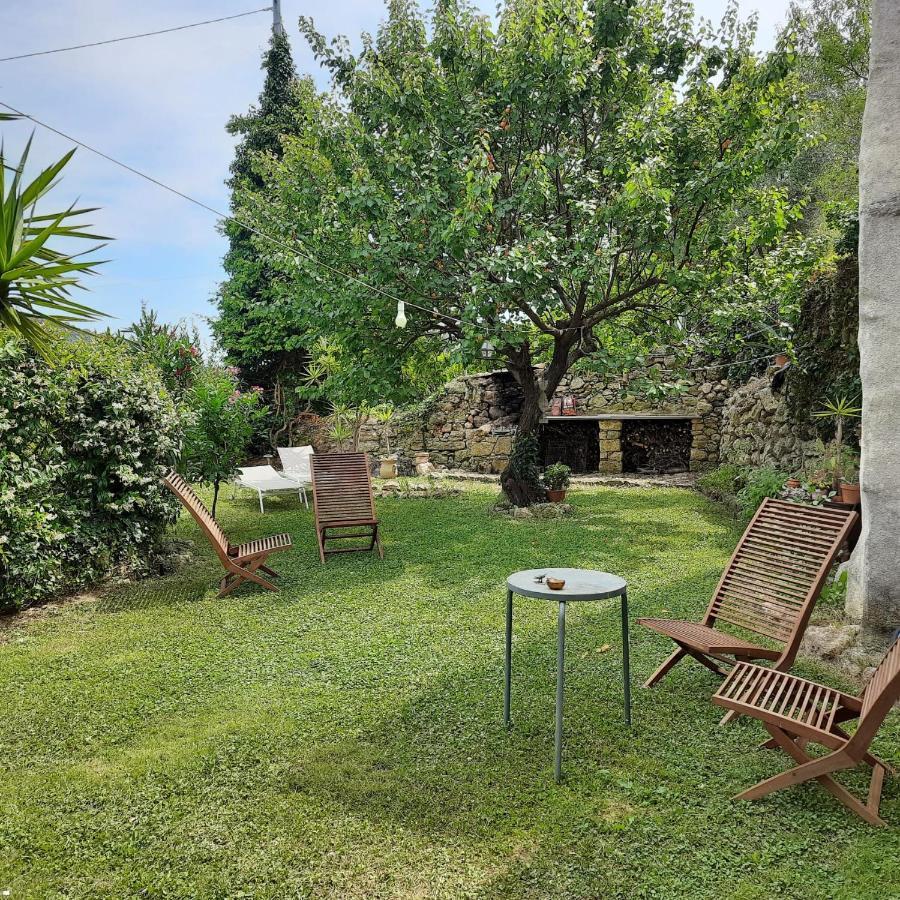 Casa Olivia Lacrema Finale Ligure Exterior photo